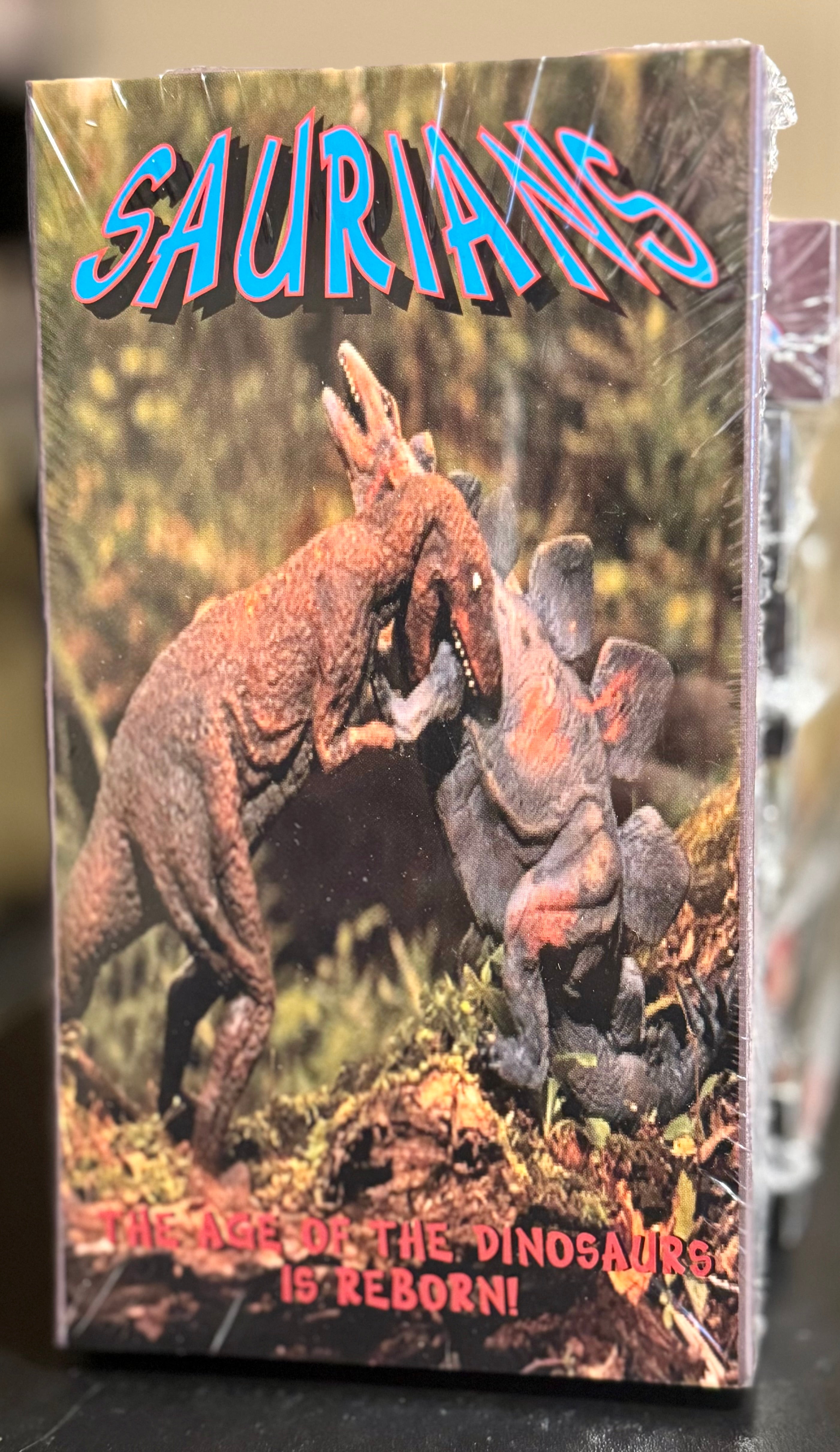 サスペリア　VHS 完全数量限定盤　シリアルナンバー有り Amazon.co.jp: 【Amazon.co.jp限定】サスペリアVHS（字幕版