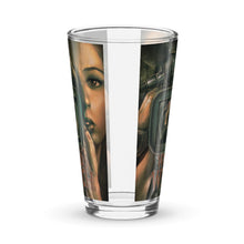 Woods Witch Shaker pint glass